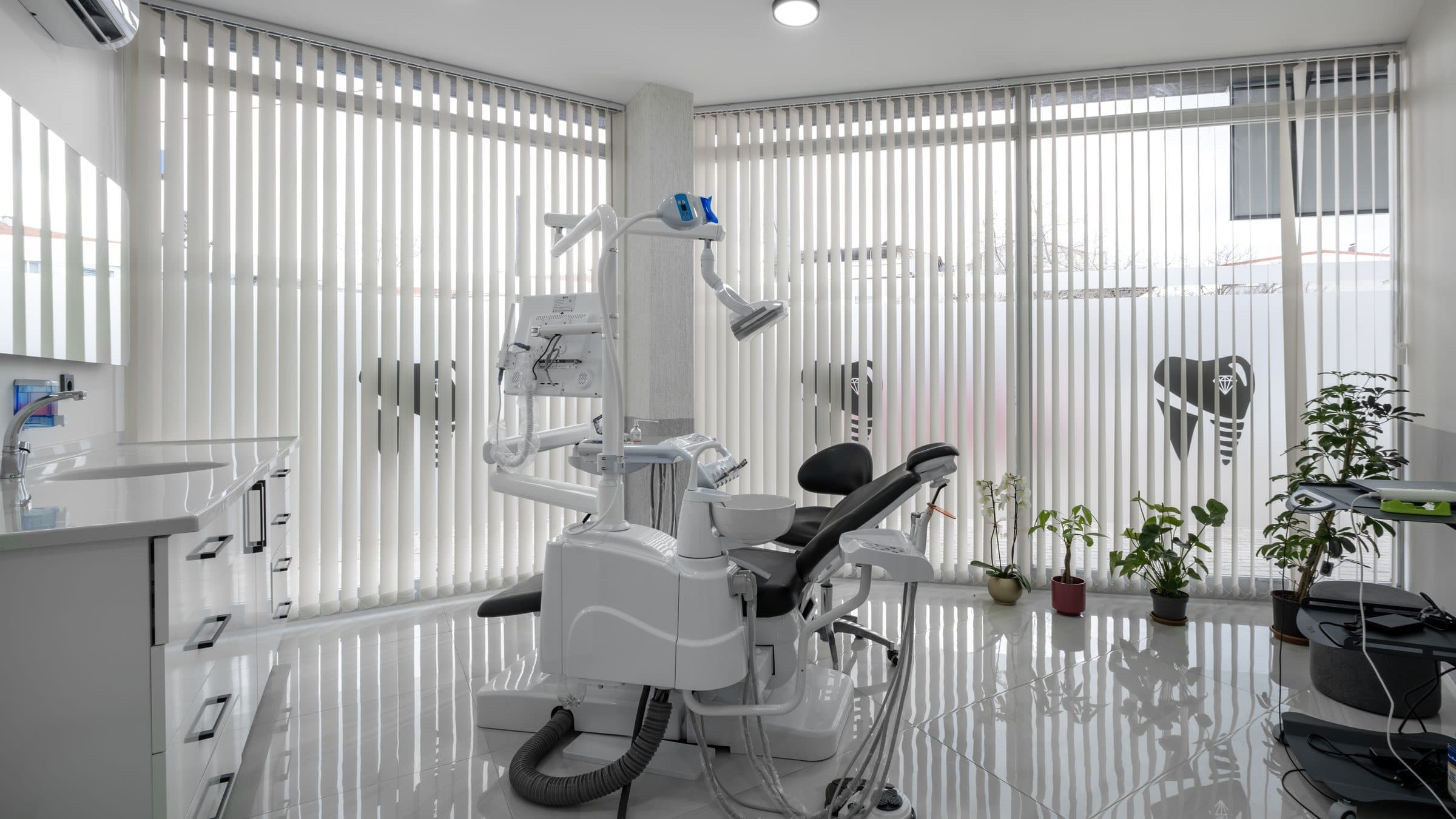 DENTGEMLİK modern tedavi odası