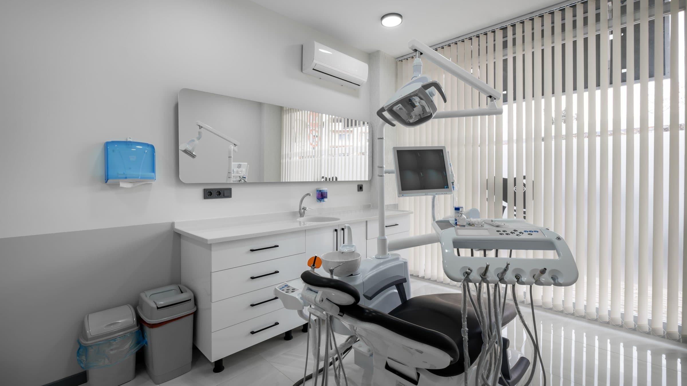 DENTGEMLİK donanımlı diş üniti